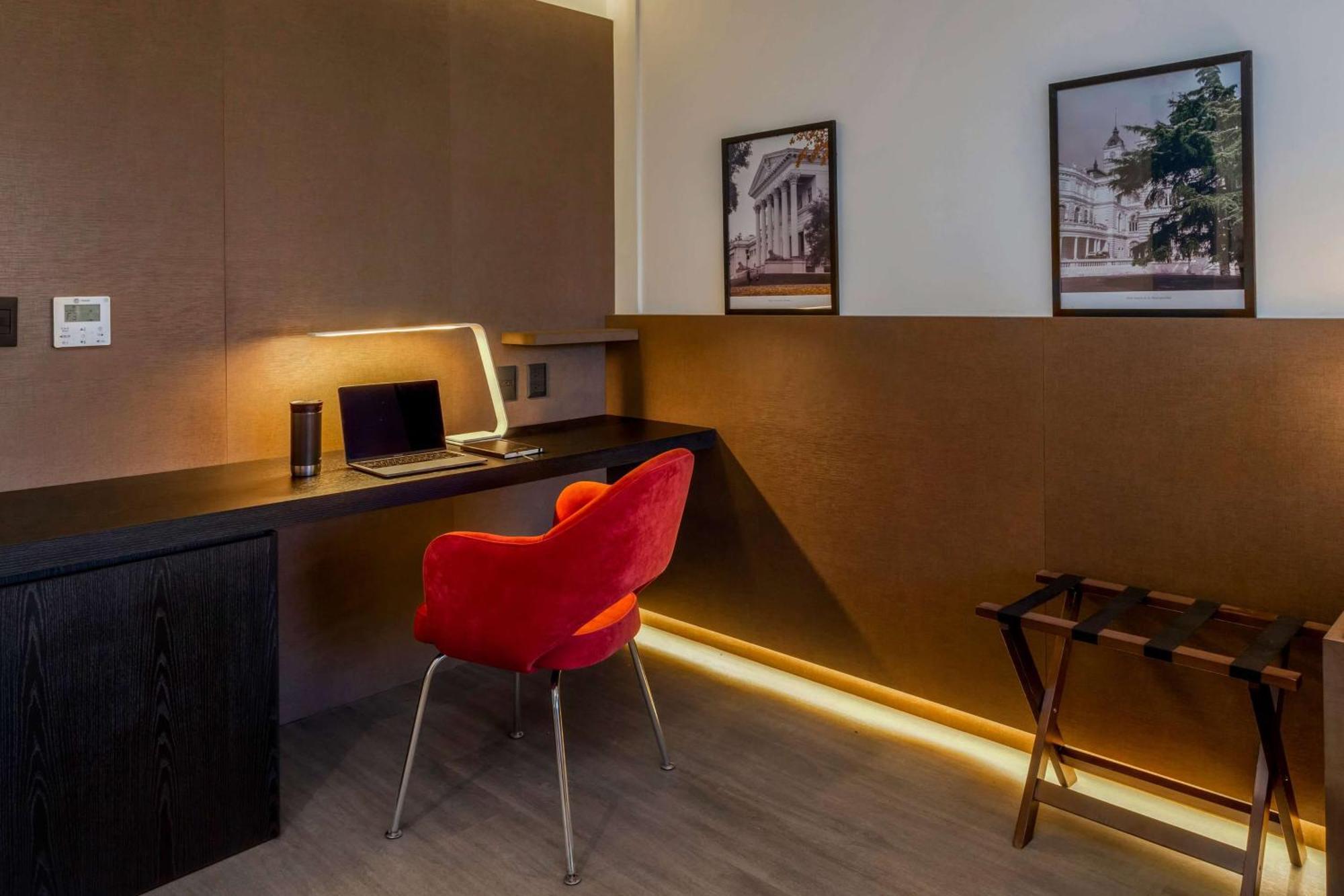 Dazzler By Wyndham La Plata Hotel Exterior photo