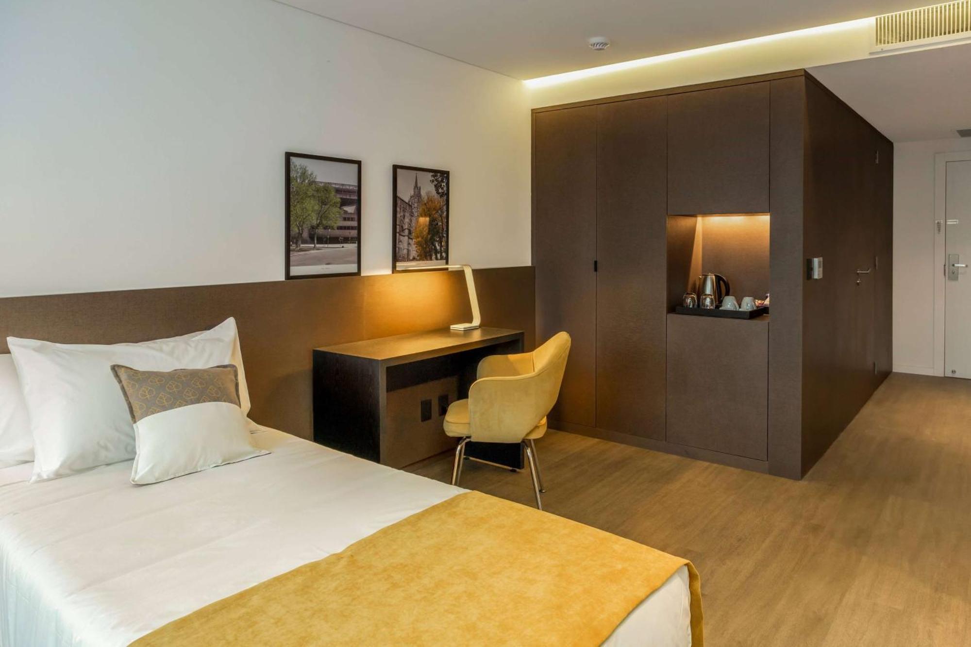 Dazzler By Wyndham La Plata Hotel Exterior photo