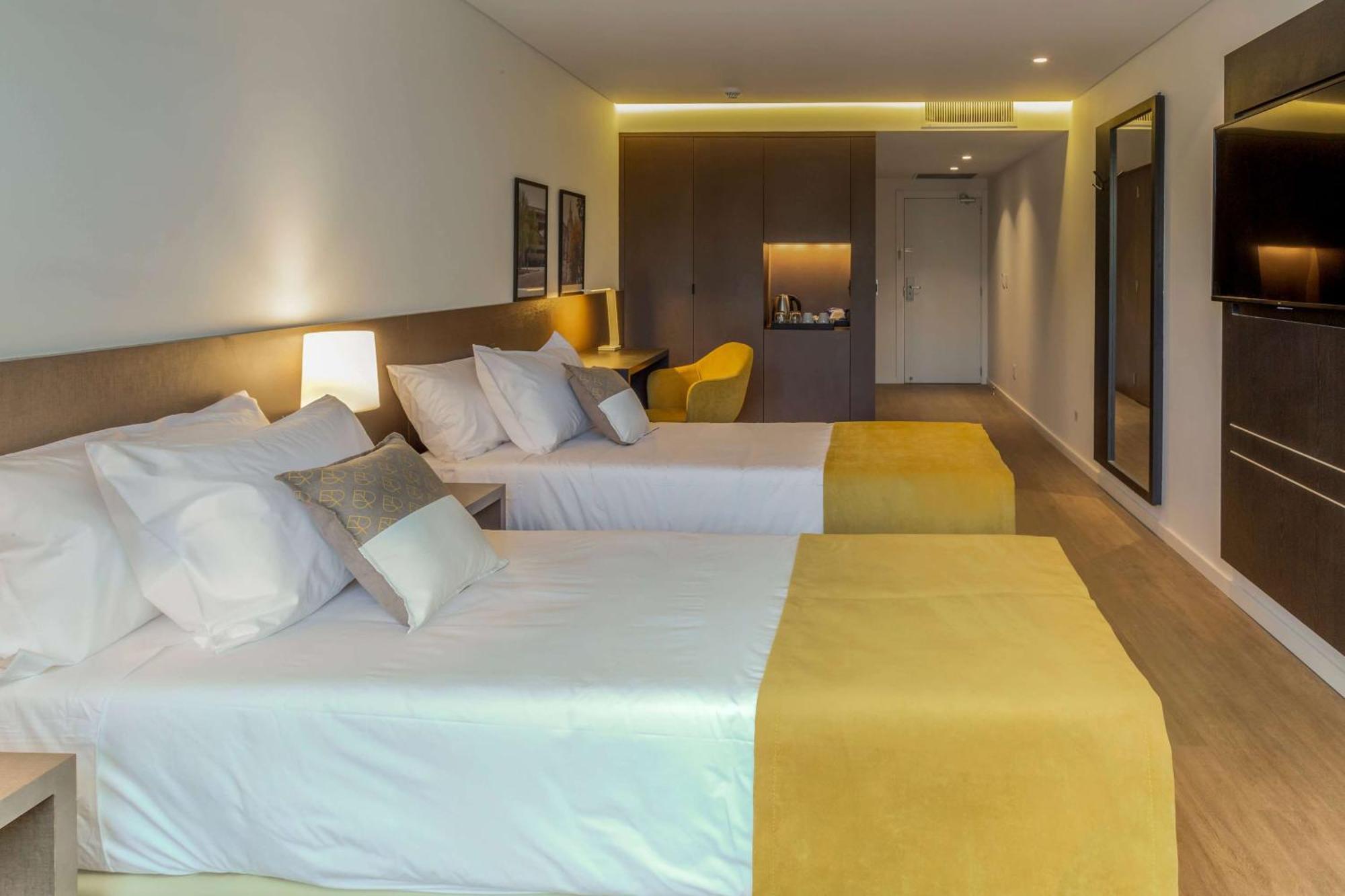 Dazzler By Wyndham La Plata Hotel Exterior photo